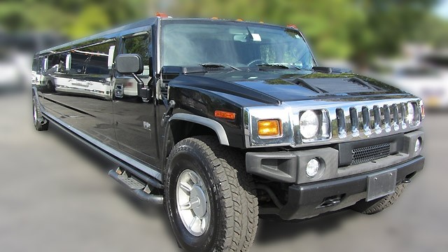 H2 HUMMER 18 PASS IN BLACK AND WHITE